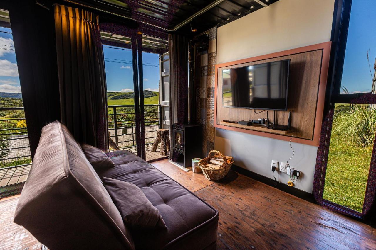 Container Guest house *